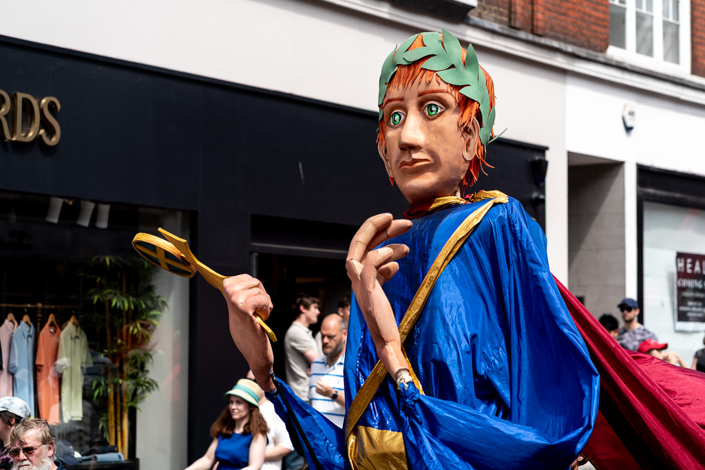 Alban puppet